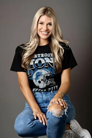 Dannie Rogers OnlyFans Leaked Free Thumbnail Picture - #4Cwxf5aF0C