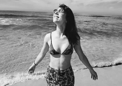 Daphne Bozaski OnlyFans Leaked Free Thumbnail Picture - #pyHgd8m4i2