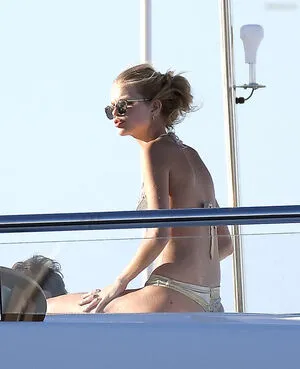 Daphne Groeneveld OnlyFans Leaked Free Thumbnail Picture - #JLKSM1P6HT