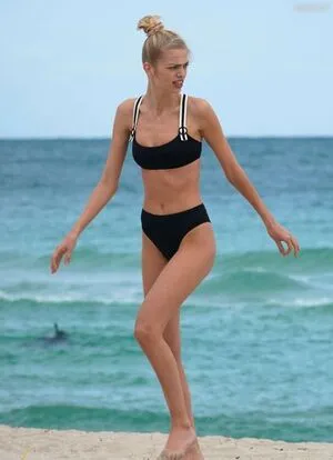 Daphne Groeneveld OnlyFans Leaked Free Thumbnail Picture - #T17yuJ6tJu