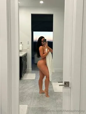 Daphnejoy OnlyFans Leaked Free Thumbnail Picture - #TvyHIdnKg0