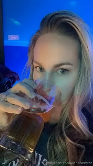 Daphnewest OnlyFans Leaked Free Thumbnail Picture - #6YdIapXZxO