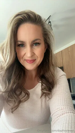 Daphnewest OnlyFans Leaked Free Thumbnail Picture - #Dqz734EXWl
