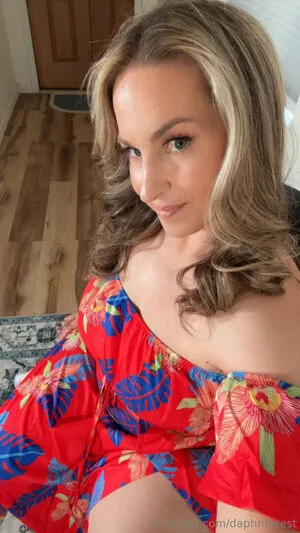 Daphnewest OnlyFans Leaked Free Thumbnail Picture - #cTV34ApgCx
