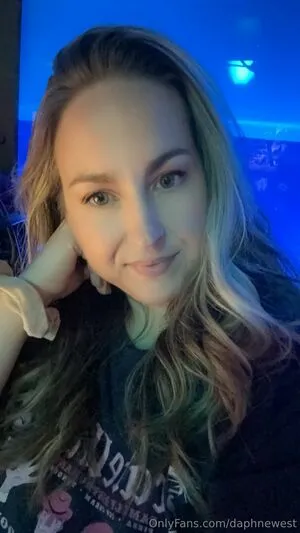 Daphnewest OnlyFans Leaked Free Thumbnail Picture - #dC4wd1xzSx