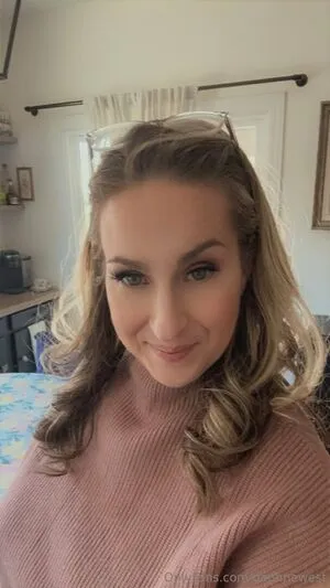 Daphnewest OnlyFans Leaked Free Thumbnail Picture - #reaVG5vb4w