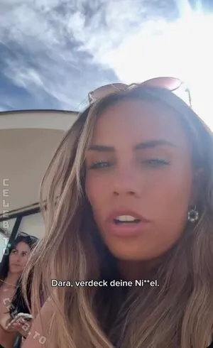 Dara Masi OnlyFans Leaked Free Thumbnail Picture - #HP1XWz0H98