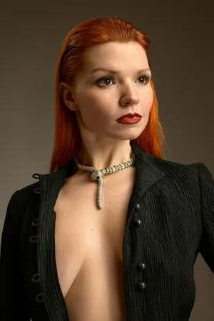 Darcie Louise Model OnlyFans Leaked Free Thumbnail Picture - #CGXY1o9E96