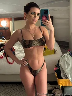 Dare Taylor OnlyFans Leaked Free Thumbnail Picture - #Qnm46OIM6j