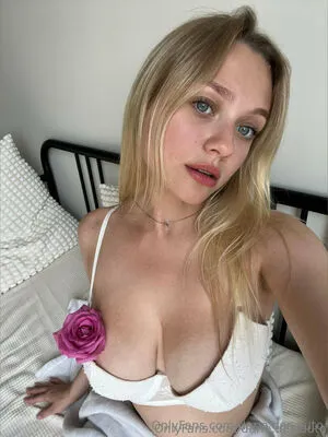 Daria Das Auto OnlyFans Leaked Free Thumbnail Picture - #f3eizSWmfg