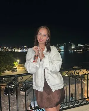 Daria Dmitrenko OnlyFans Leaked Free Thumbnail Picture - #1S3fdRnbg5