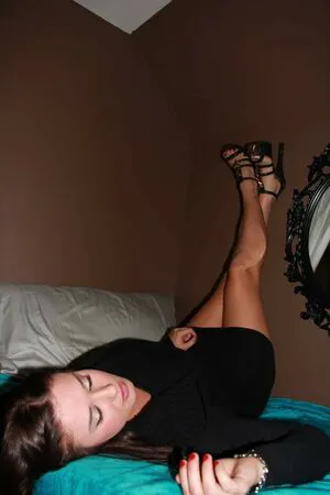Daria Thibault OnlyFans Leaked Free Thumbnail Picture - #JWUEjeLtwo