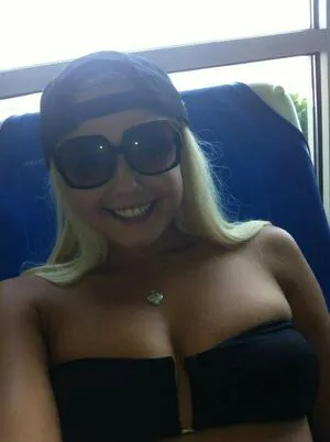 Daria Thibault OnlyFans Leaked Free Thumbnail Picture - #bmMlKrehI2