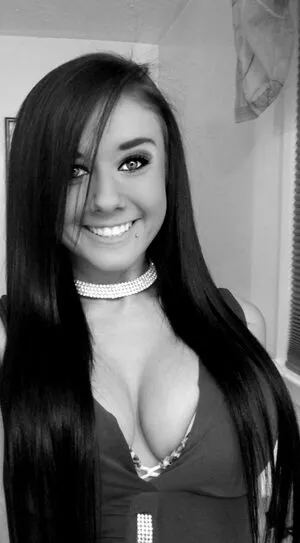 Daria Thibault OnlyFans Leaked Free Thumbnail Picture - #ycPfBm2H19