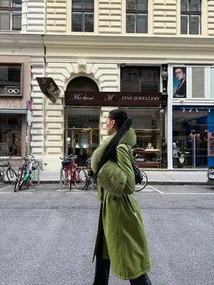 Daria Zaritskaya OnlyFans Leaked Free Thumbnail Picture - #U183cuaQ4Y