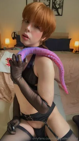 Darkstudent Cute OnlyFans Leaked Free Thumbnail Picture - #6YFBqzBFF5