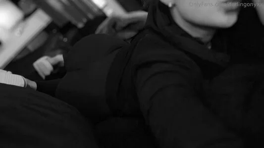 Darlingonyxx OnlyFans Leaked Free Thumbnail Picture - #x0Au2pbMwO