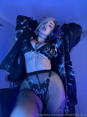 Darshelle OnlyFans Leaked Free Thumbnail Picture - #1hl77PED9u