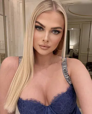 Darya Strelnikova OnlyFans Leaked Free Thumbnail Picture - #bazTIGredo