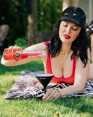 Dasha Astafieva OnlyFans Leaked Free Thumbnail Picture - #4APy9viCN2