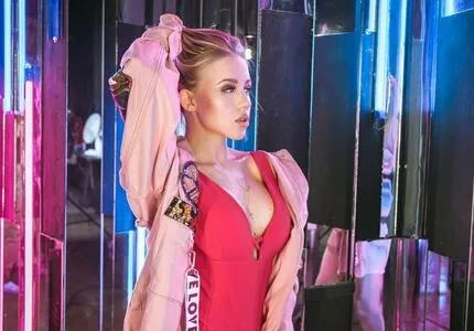 Dasha Grivina OnlyFans Leaked Free Thumbnail Picture - #1SbTMYfV05