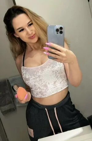 Dasha Reacts OnlyFans Leaked Free Thumbnail Picture - #Z5OUtTreZV