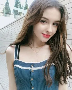 Dasha Taran OnlyFans Leaked Free Thumbnail Picture - #4JewSuO4ec