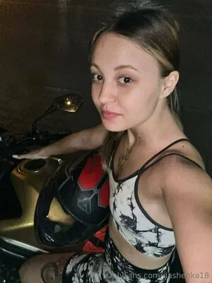 Dashenka18 OnlyFans Leaked Free Thumbnail Picture - #tOoHZwHZ13