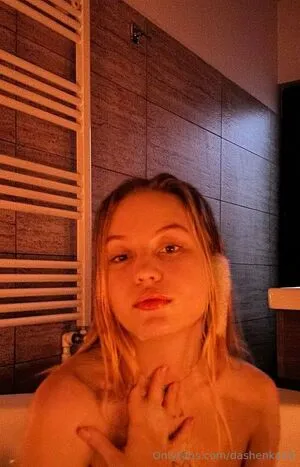 Dashenka18 OnlyFans Leaked Free Thumbnail Picture - #wehDs7c54c
