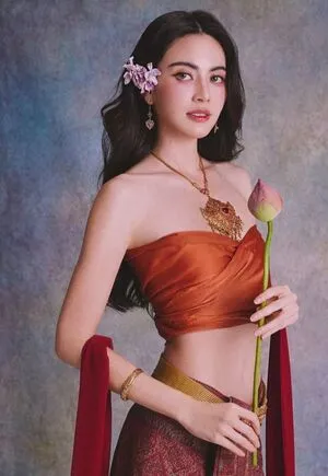 Davika Hoorne Davikah OnlyFans Leaked Free Thumbnail Picture - #v4uD98EpA5