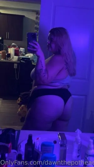 Dawnthepothead OnlyFans Leaked Free Thumbnail Picture - #3g0vjYjZhw