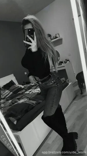 De Leonii OnlyFans Leaked Free Thumbnail Picture - #D8DQQxFEk0