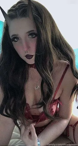 Deadpixieguts OnlyFans Leaked Free Thumbnail Picture - #1WZUGn6Fl1