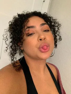 Deanelizyunes OnlyFans Leaked Free Thumbnail Picture - #wKIDSLI1na