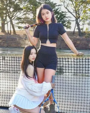 Dear Chuu OnlyFans Leaked Free Thumbnail Picture - #CdBj7WlUSs