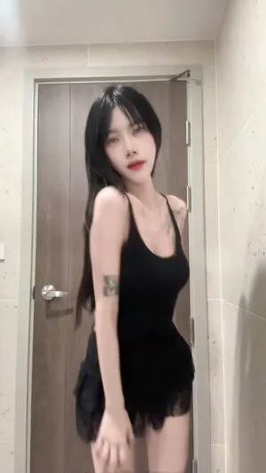 Deardearrrii OnlyFans Leaked Free Thumbnail Picture - #2lyTzV7iQT