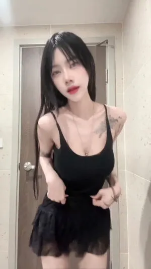 Deardearrrii OnlyFans Leaked Free Thumbnail Picture - #G7BldQm9JD