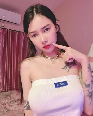 Deardearrrii OnlyFans Leaked Free Thumbnail Picture - #JIcomQ4FiK