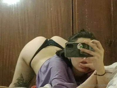 Dearflorr OnlyFans Leaked Free Thumbnail Picture - #aYIhlhzXwd