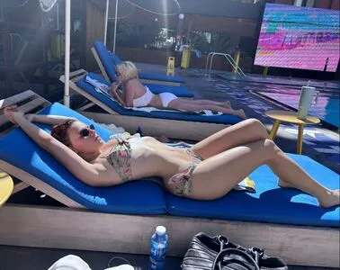 Dearly Emily OnlyFans Leaked Free Thumbnail Picture - #Aj844IaGHt