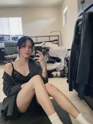 deathlooming OnlyFans Leaked Free Thumbnail Picture - #PJDlNDWine