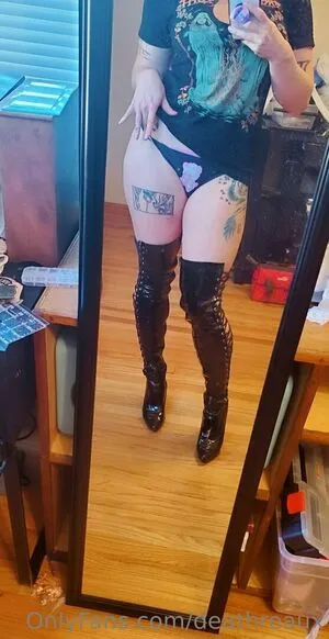 Deathreaux OnlyFans Leaked Free Thumbnail Picture - #236X6keTda