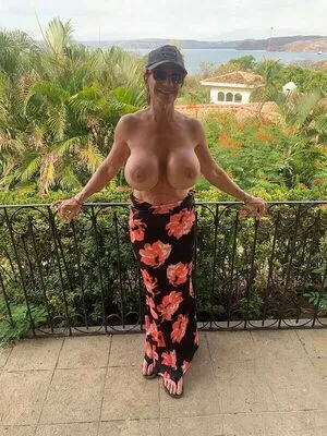 Deauxma OnlyFans Leaked Free Thumbnail Picture - #i88wswPAAF