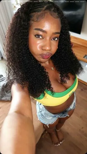 Deb Smikle OnlyFans Leaked Free Thumbnail Picture - #4Dvakc2at1