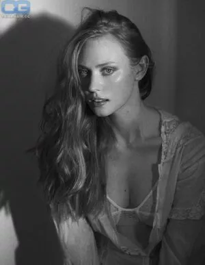 Deborah Ann Woll OnlyFans Leaked Free Thumbnail Picture - #D0ncodyPVL