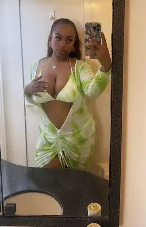 Dee Dee Davis OnlyFans Leaked Free Thumbnail Picture - #vd2zcmlOae