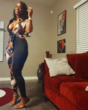 Dee Dee Legetde OnlyFans Leaked Free Thumbnail Picture - #tSHEMxTSBx