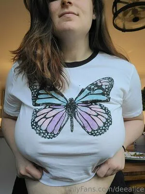 Deealice OnlyFans Leaked Free Thumbnail Picture - #8MxyggkB74