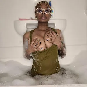 Deedeebee96 OnlyFans Leaked Free Thumbnail Picture - #PI4zsaxTdf