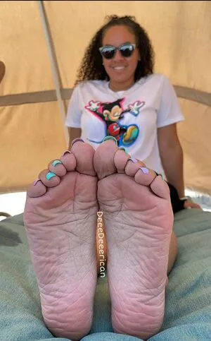 Deedeericanfeet OnlyFans Leaked Free Thumbnail Picture - #AW6HX9Wu9L